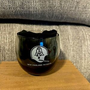 NFL patriots wine glasses x2